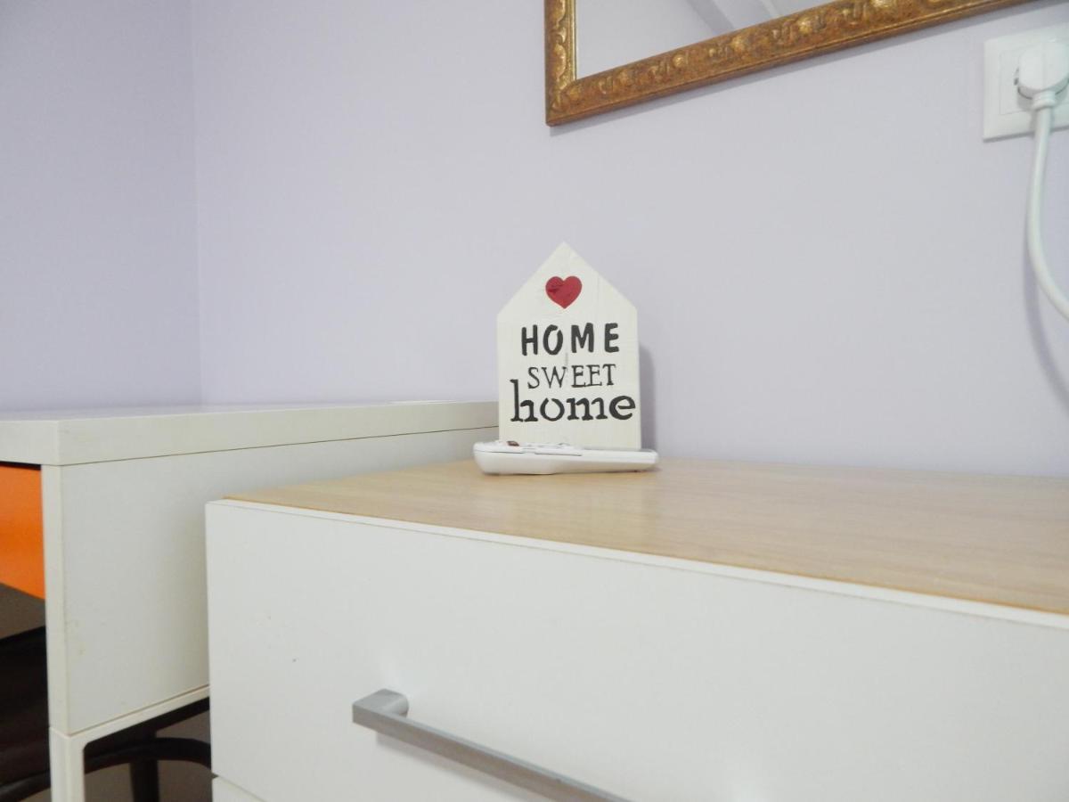Feels Like Home 2 Atena Exterior foto